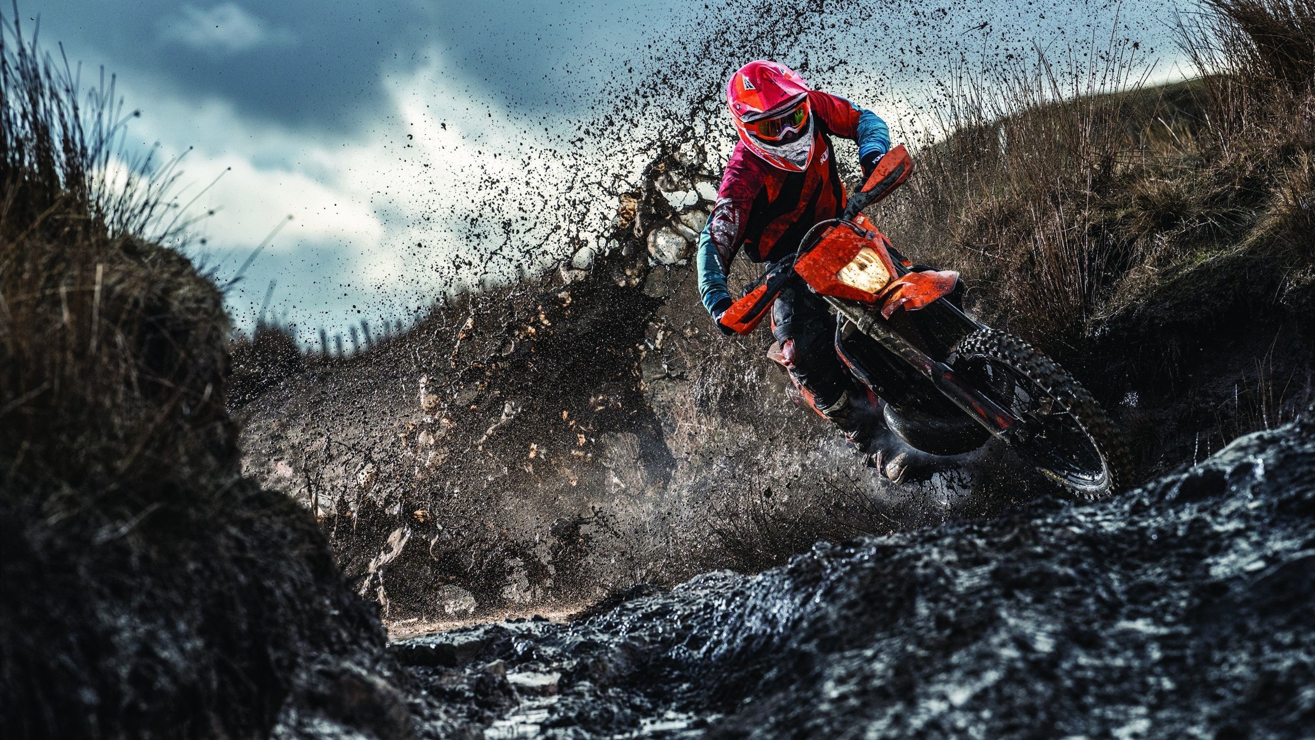 “法甲争冠激烈，压力之下豪门表现不俗”，法甲竞争激烈